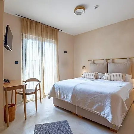 Lo͝or Luxury Retreat Спліт